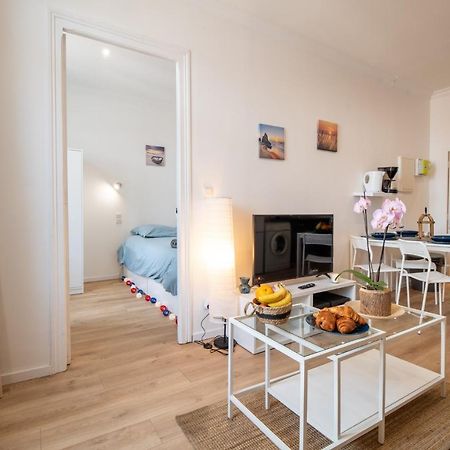 Private Independant Flat - Lourdes City Center - 2 Balconies Екстер'єр фото