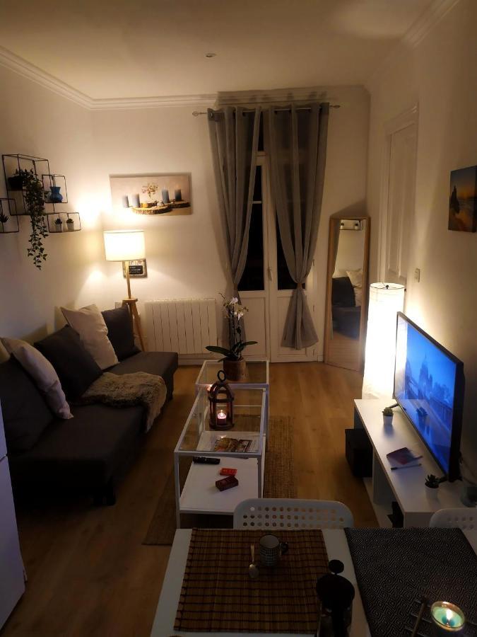 Private Independant Flat - Lourdes City Center - 2 Balconies Екстер'єр фото